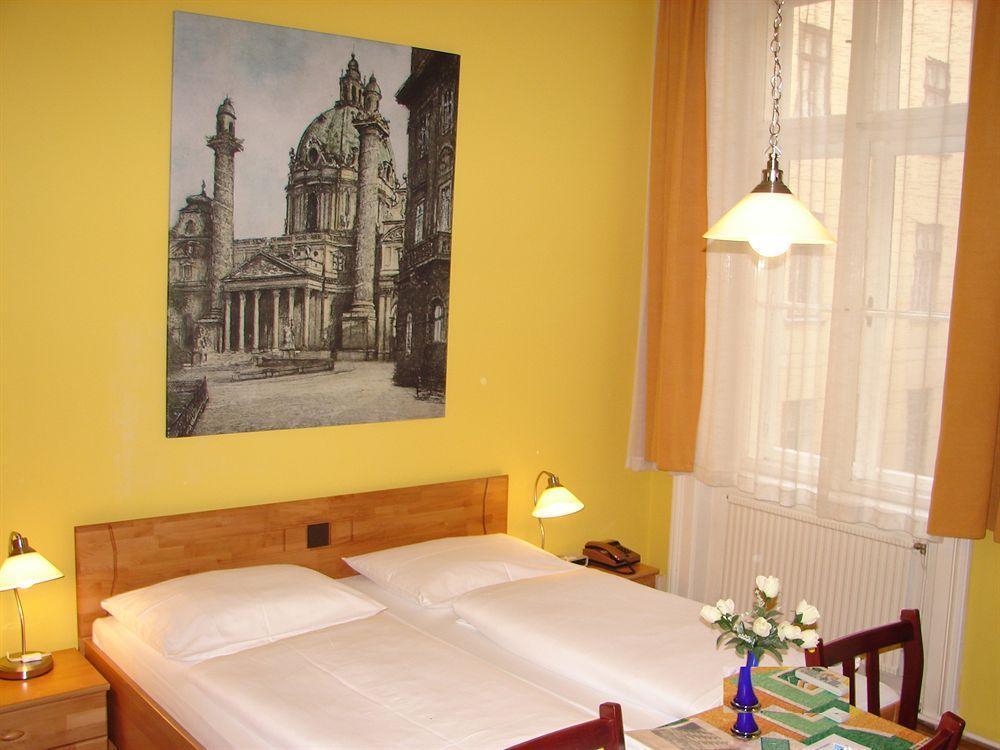 Pension Lehrerhaus Wina Bagian luar foto