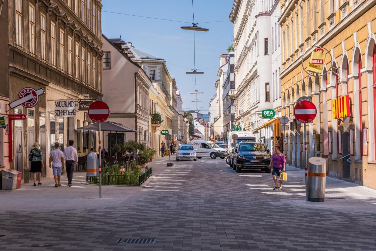 Pension Lehrerhaus Wina Bagian luar foto
